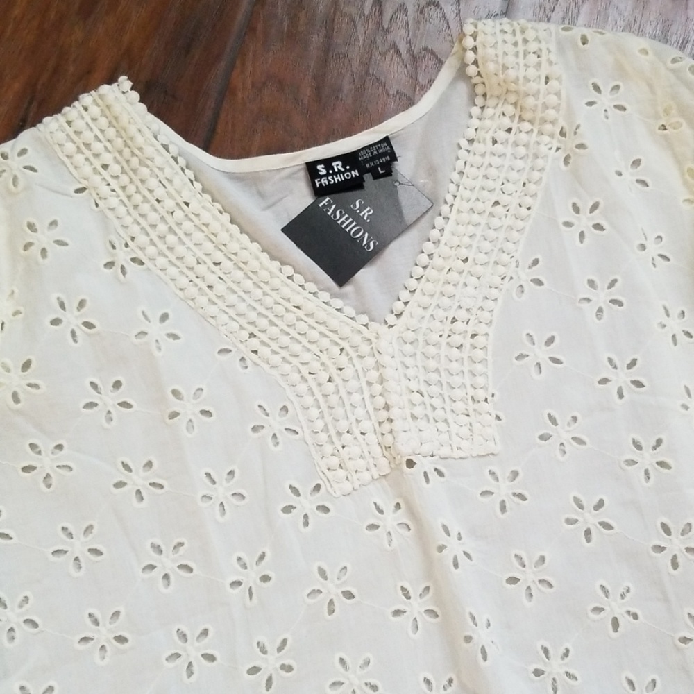 NWT womens swimsuit coverup/top - Picture 2 of 3